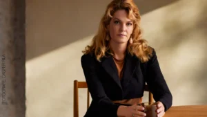 Lees meer over het artikel “Zelfredzaamheid lost niets op: Het echte probleem is woononzekerheid” – Michelle van Tongerloo over dakloosheid